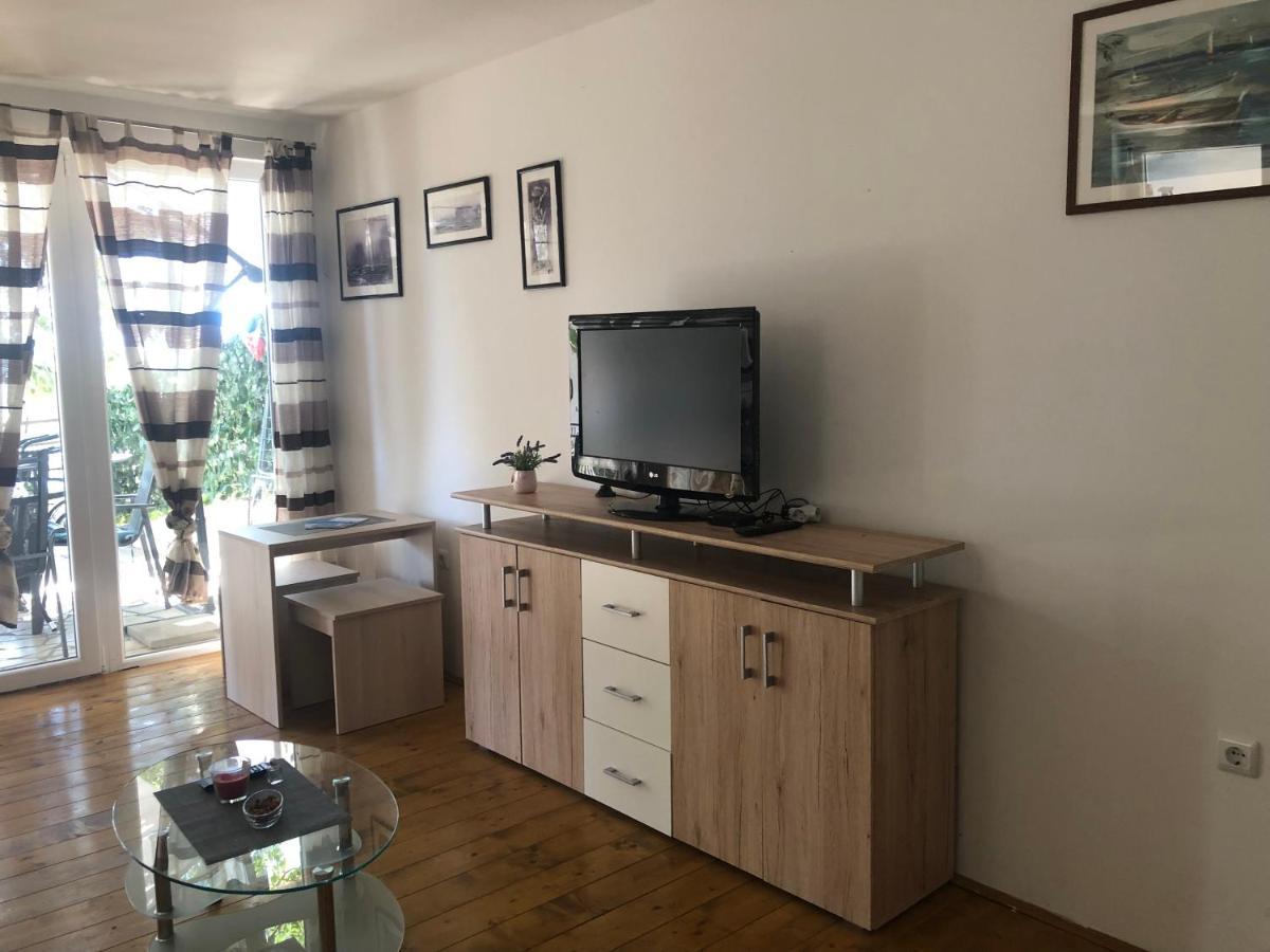 Apartments Tommi 德拉马利 外观 照片